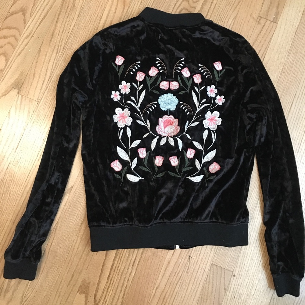 Jacket - Picture 2 of 3